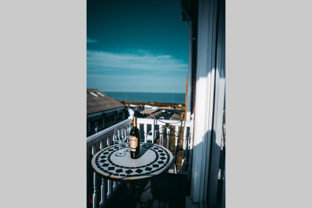 Glide Surf Casa Daire Cromer Dış mekan fotoğraf